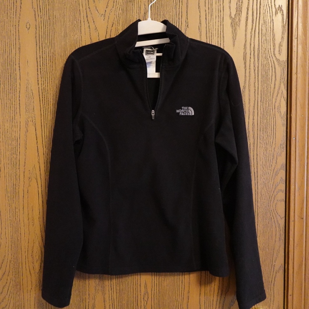 The North Face Women’s Fleece 1/4 Zip